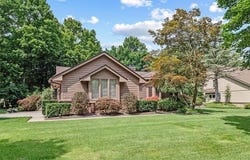 43484 Scenic Lane, Northville, MI 48167