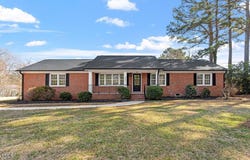 200 Arlington Cir Circle, Sanford, NC 27330