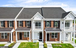 90 CEDAR CIRCLE, LEVITTOWN, PA 19055