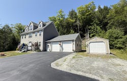 325 Lower Dedham Road, Holden, ME 04429