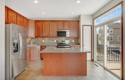 4650 Woodland Avenue, Shakopee, MN 55379
