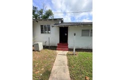 621 E Jefferson, Douglas, GA 31533