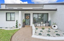 400 NW 98th Avenue, Pembroke Pines, FL 33024