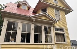 209 Montezuma Avenue, Hancock, MI 49930