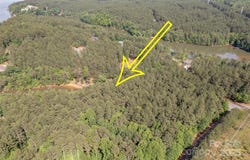 2045 W Paradise Harbor Drive unit: 35, Connelly Springs, NC 28612