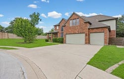2500 Zambia Dr, Cedar Park, TX 78613