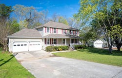 843 Debbie Lane, Ringgold, GA 30736