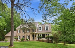 11913 HOLLY SPRING Drive, GREAT FALLS, VA 22066