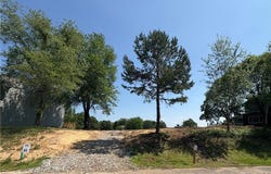 1800  Timberline Dr, Farmville, VA 23901
