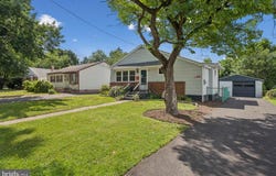 1142 W KINGS HIGHWAY, MOUNT EPHRAIM, NJ 08059
