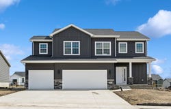 4603 Sonoma Drive, Cedar Falls, IA 50613