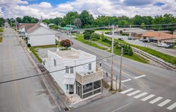 2 E 1st St, COOKEVILLE, TN 38501