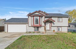 38121 N Frontage Rd, Elk, WA 99009