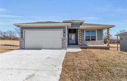 1111 Old Time Drive, Excelsior Springs, MO 64024