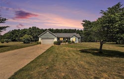 3835 Gateway Lane, Niles, MI 49120