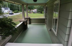 15 Slab Bridge Rd, Freetown, MA 02702