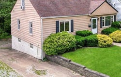 123 opal Boulevard, Steubenville, OH 43952