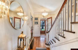 929 E Elm Avenue, Waseca, MN 56093-3366