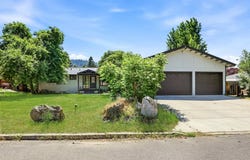 6422 E 17th Ave, Spokane Valley, WA 99212
