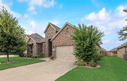 2610 Fawn Valley Avenue, Midlothian, TX 76065