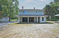 1077 Seneca Creek Road, West Seneca, NY 14224