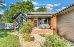 337 N Bentwood Dr, Rose Hill, KS 67133