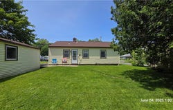 24 Pinecrest Road, Whitestown, NY 13492