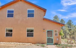 9 Dutchs Road, Valdez, NM 87580