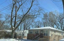 290 Holbrook Rd, Chicago Heights, IL 60411