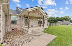 241 Deer Run Road, Irvine, KY 40336