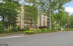 111 CHESTNUT PLACE, CHERRY HILL, NJ 08002