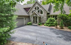 W5440 Whitetail Trl, Whitewater, WI 53190