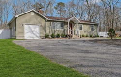 226 Highview Drive, Calverton, NY 11933