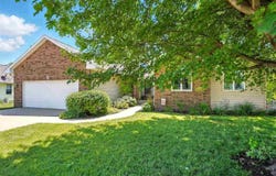 275 W Goldfinch Dr, Tiffin, IA 52340