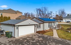 100 Pratt Boulevard, Roselle, IL 60172