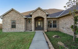 8542 SW Sun Valley Drive, Lawton, OK 73505