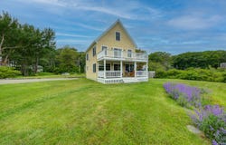2 Maddox Pond Road, Biddeford, ME 04005