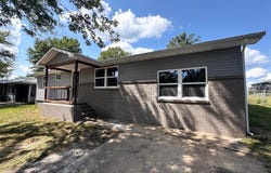 206 Sunset Road, Dixon, MO 65459