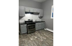 142 Spring St, Paterson City, NJ 07501-2826