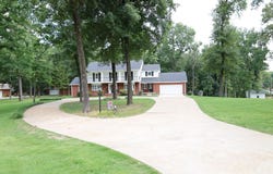 1701 Barnhill Rd, Paragould, AR 72450