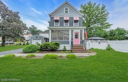 100 Woodside Avenue, Hasbrouck Heights, NJ 07604