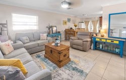 7002 NW 95th Ave, Tamarac, FL 33321