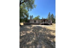5845 Rhodes Lane, Eagle Point, OR 97524