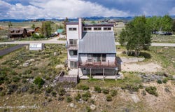 19 ORCUTT Drive, Pinedale, WY 82941
