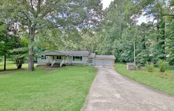 182 Morris, Fayetteville, GA 30215