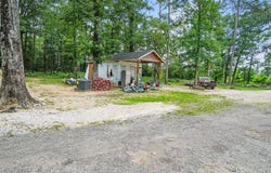 466 County Road 3376, Cleveland, TX 77327