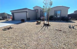 443 S Martinez Road, Golden Valley, AZ 86413
