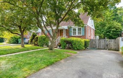 275 Hoover Avenue, Edison, NJ 08837