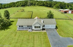 3401 Waller Ferry Rd, Lenoir City, TN 37771