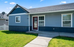 628 Barton Road, Eagle Point, OR 97524
